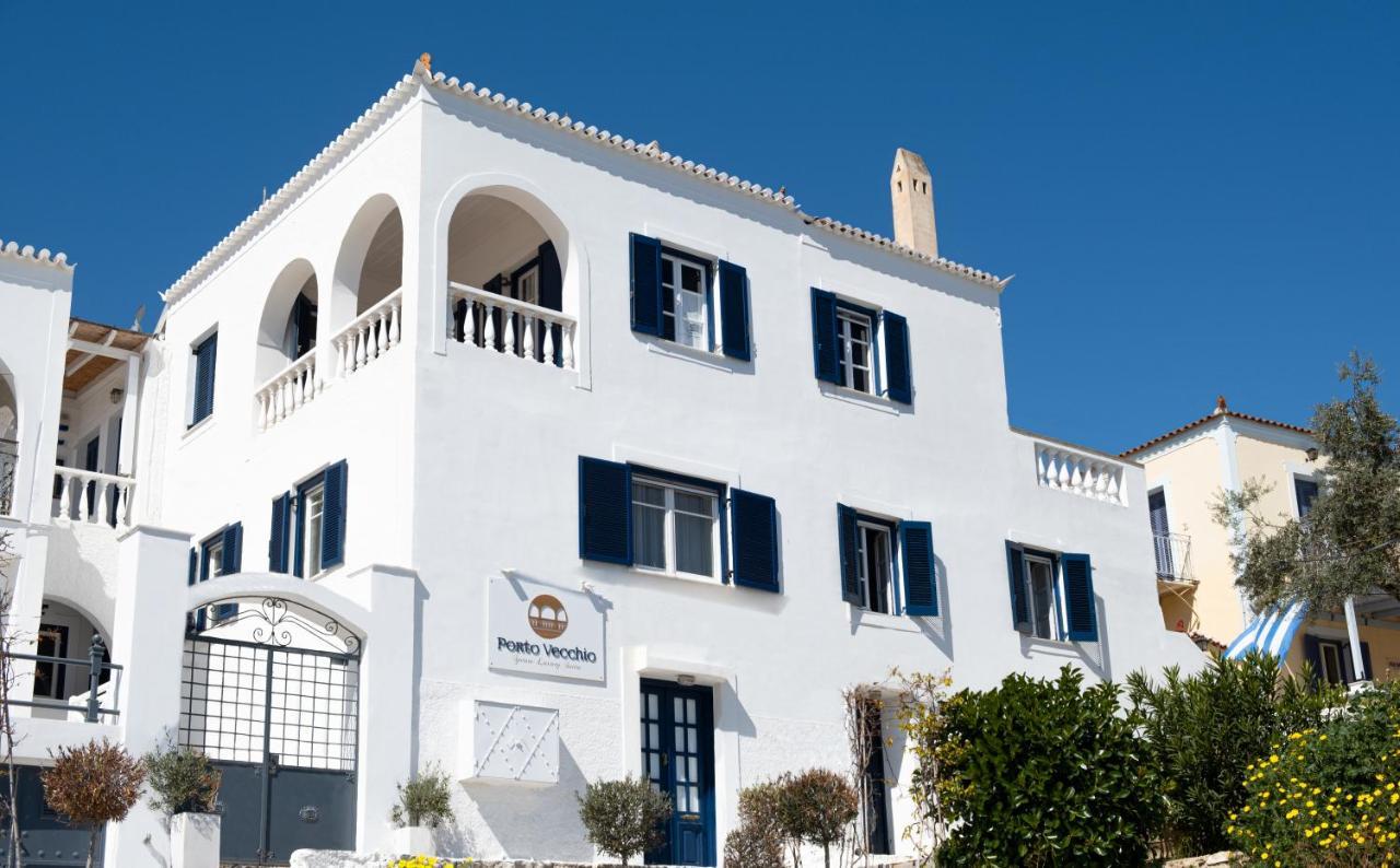 Porto Vecchio Luxury Suites Spetses Town Bagian luar foto