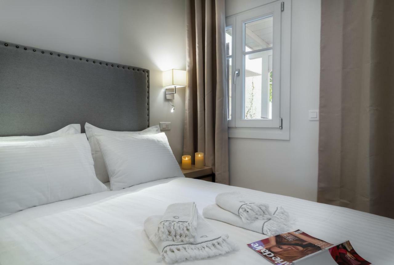 Porto Vecchio Luxury Suites Spetses Town Bagian luar foto