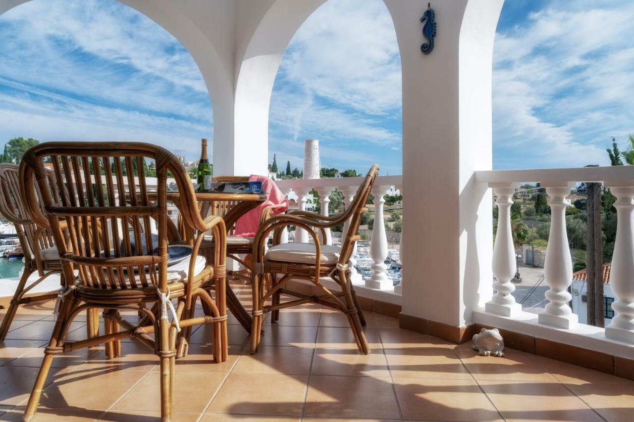 Porto Vecchio Luxury Suites Spetses Town Bagian luar foto